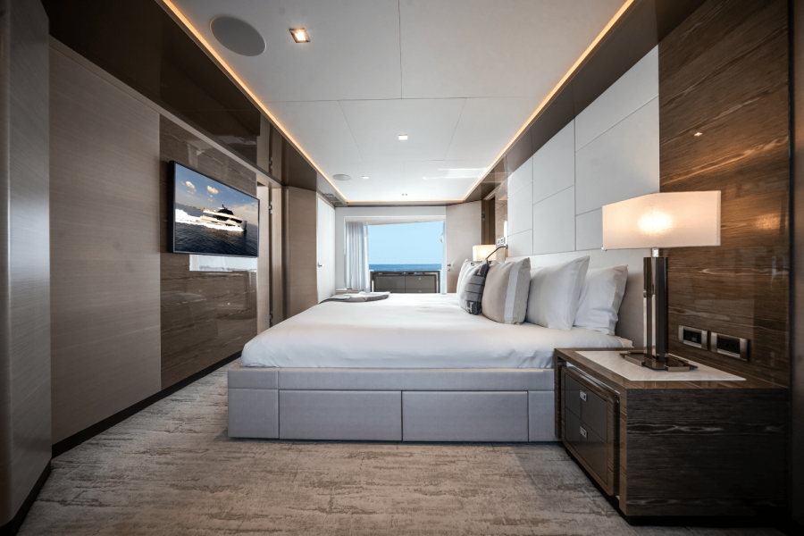 98ft Ocean Alexander Yacht For Sale