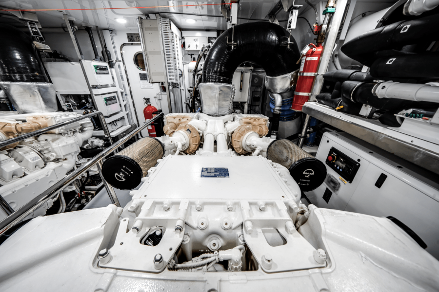 98ft Ocean Alexander Yacht For Sale