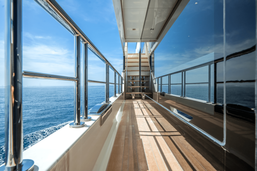 98ft Ocean Alexander Yacht For Sale