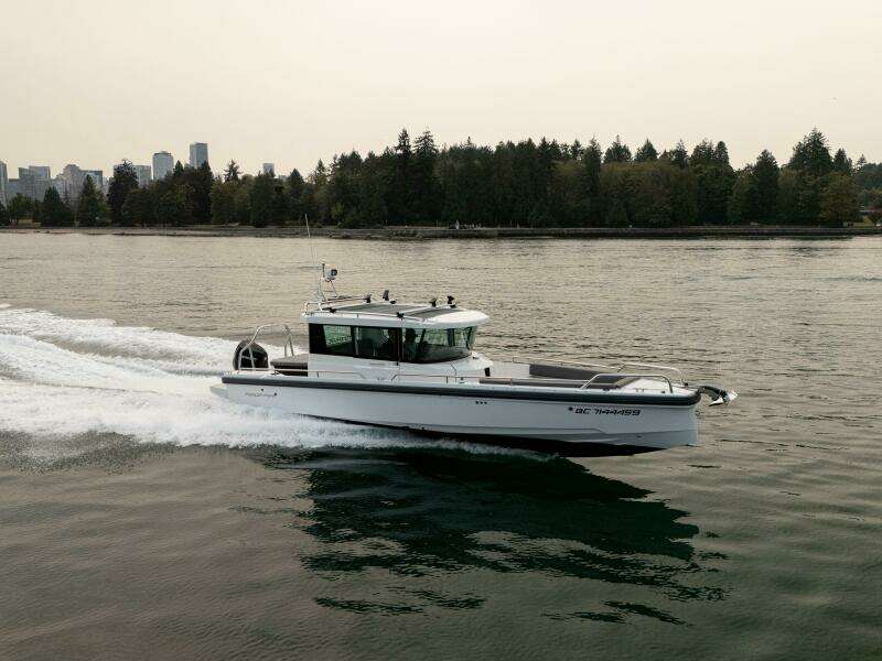 Marallo 28ft Axopar Yacht For Sale