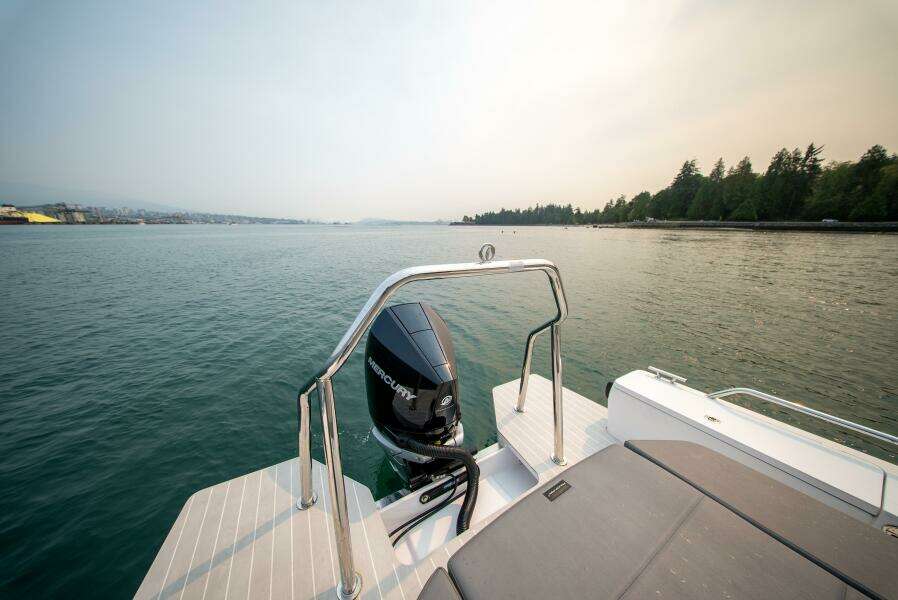 Marallo 28ft Axopar Yacht For Sale