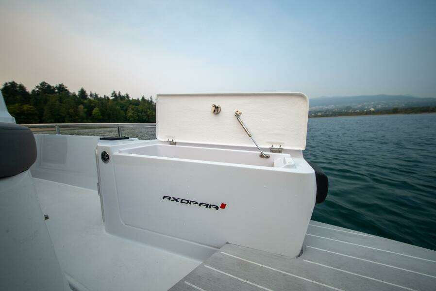 Marallo 28ft Axopar Yacht For Sale