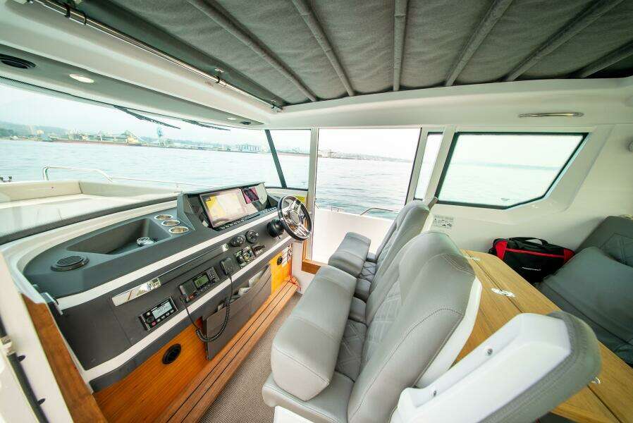 Marallo 28ft Axopar Yacht For Sale