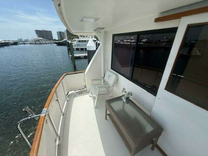 Sweet Caroline 52ft Jefferson Yacht For Sale