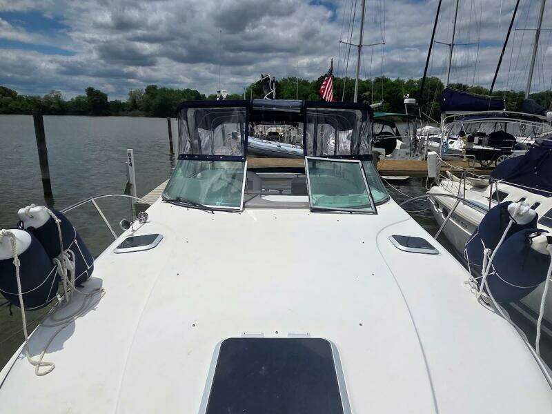 32ft Rinker Yacht For Sale