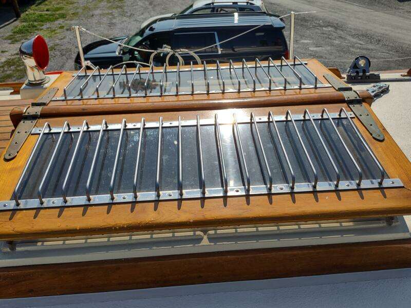 Moonshine 36ft Union Yacht For Sale