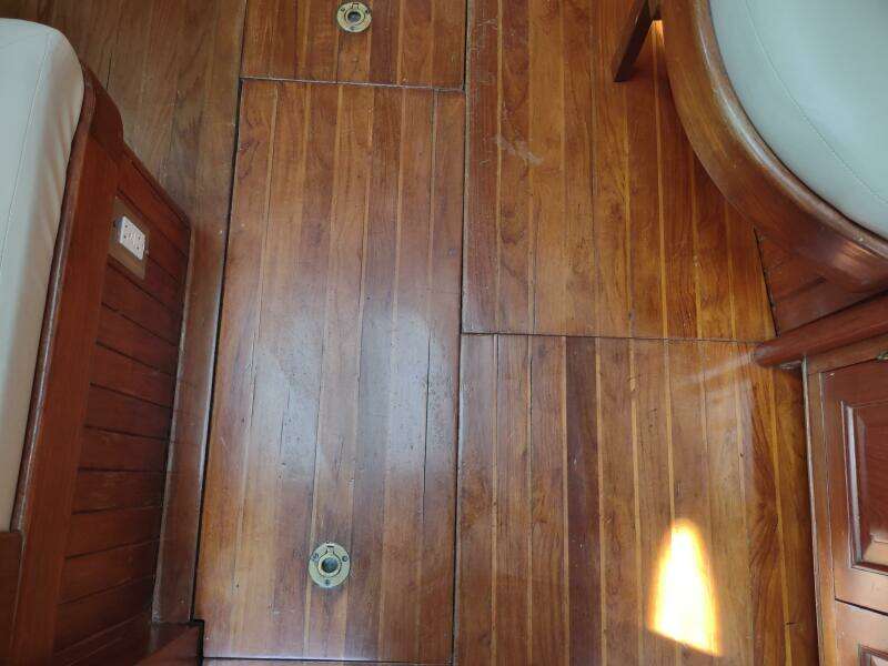 Moonshine 36ft Union Yacht For Sale