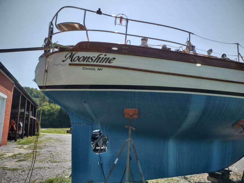 Moonshine 36ft Union Yacht For Sale