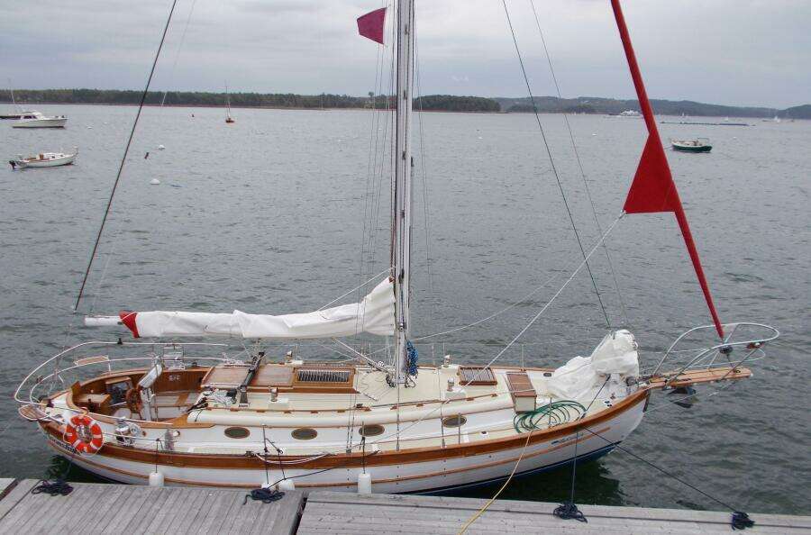 Moonshine 36ft Union Yacht For Sale