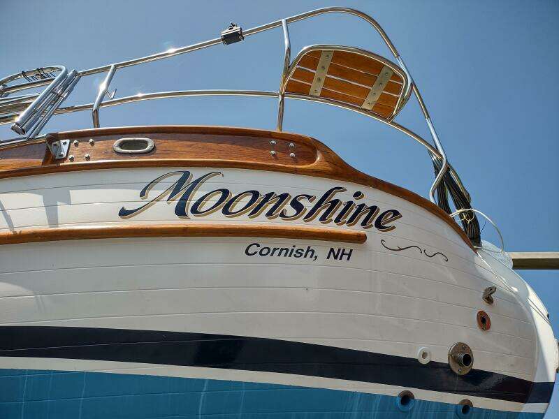 Moonshine 36ft Union Yacht For Sale