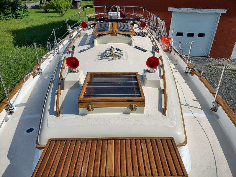 Moonshine 36ft Union Yacht For Sale