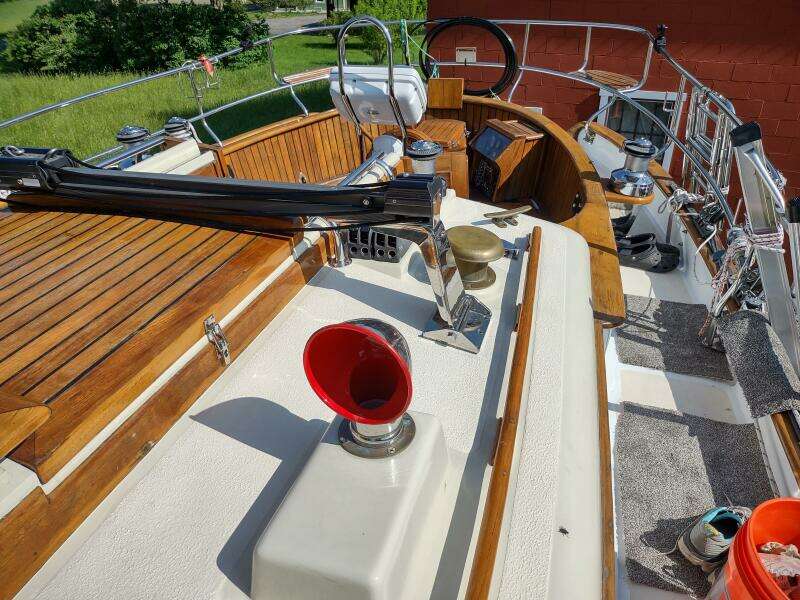 Moonshine 36ft Union Yacht For Sale