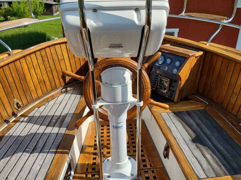 Moonshine 36ft Union Yacht For Sale