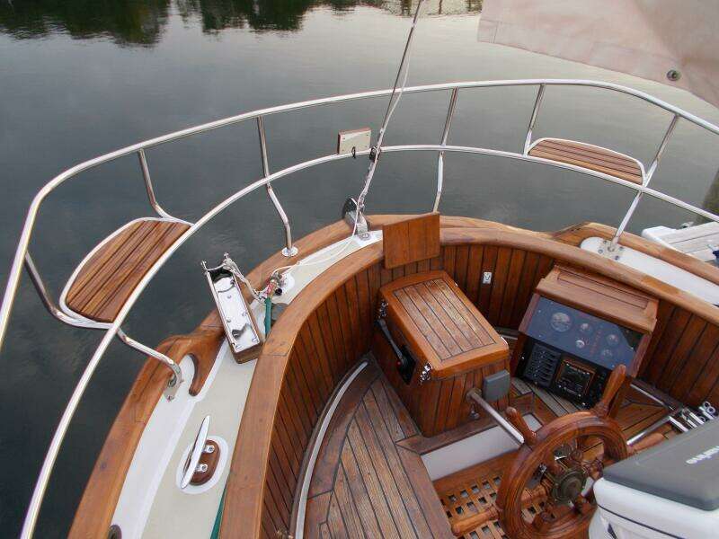 Moonshine 36ft Union Yacht For Sale