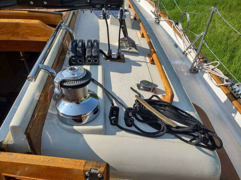 Moonshine 36ft Union Yacht For Sale