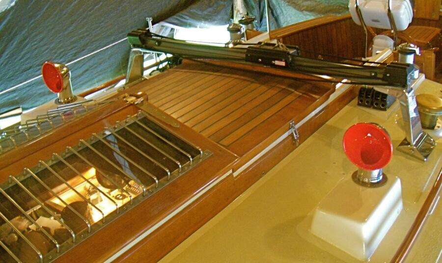 Moonshine 36ft Union Yacht For Sale