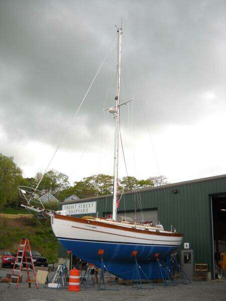 Moonshine 36ft Union Yacht For Sale
