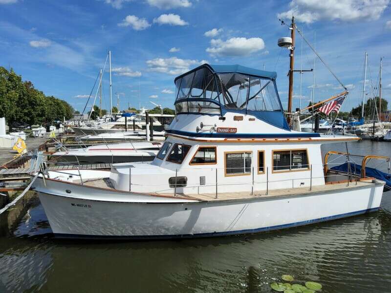 35ft Cheoy Lee Yacht For Sale