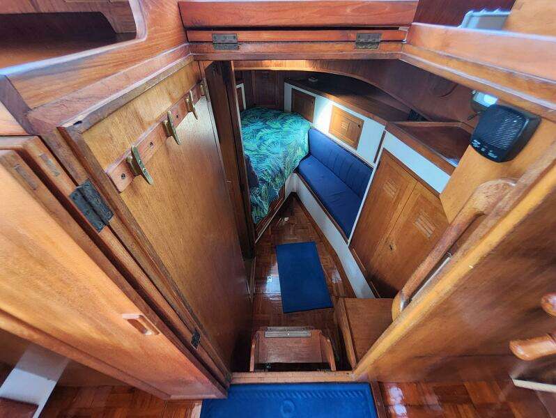 35ft Cheoy Lee Yacht For Sale