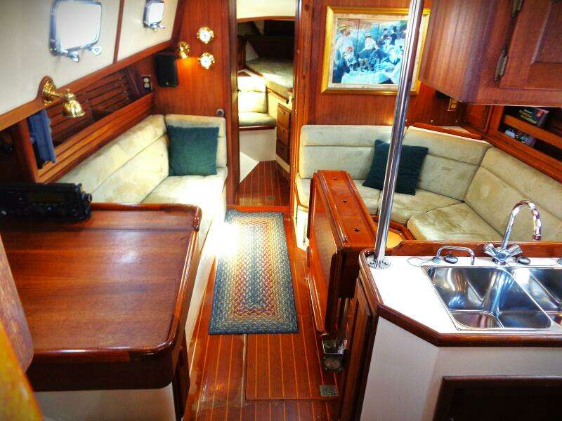 ADVENTURE 37ft Pacific Seacraft Yacht For Sale