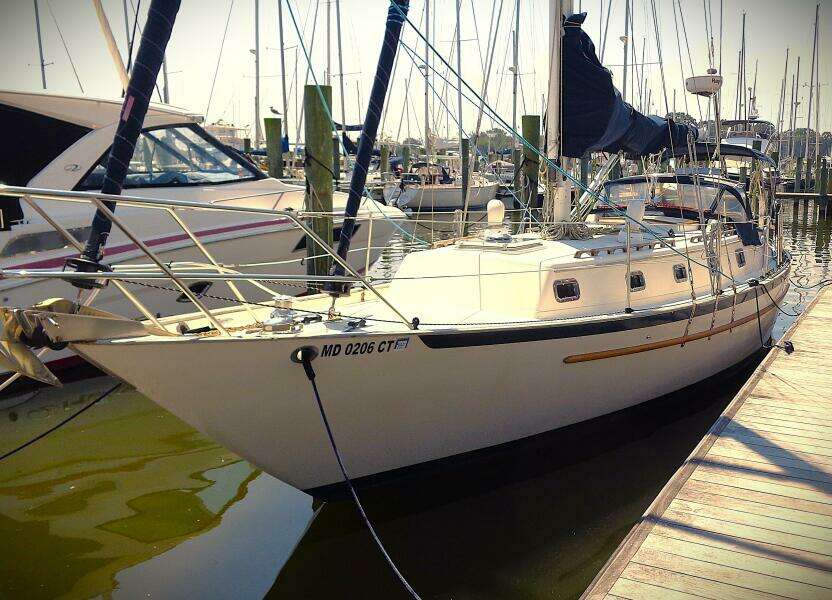 ADVENTURE 37ft Pacific Seacraft Yacht For Sale