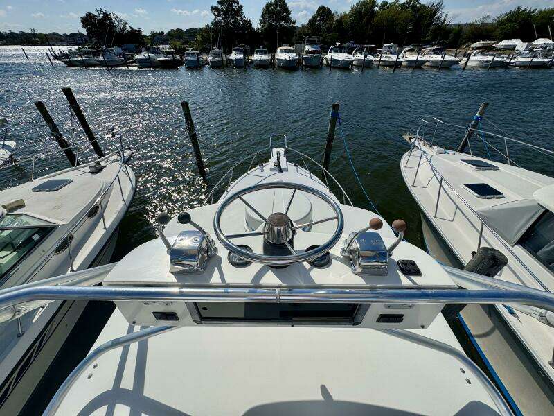 Escapade 29ft Blackfin Yacht For Sale