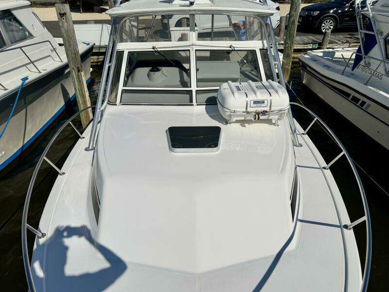 Escapade 29ft Blackfin Yacht For Sale
