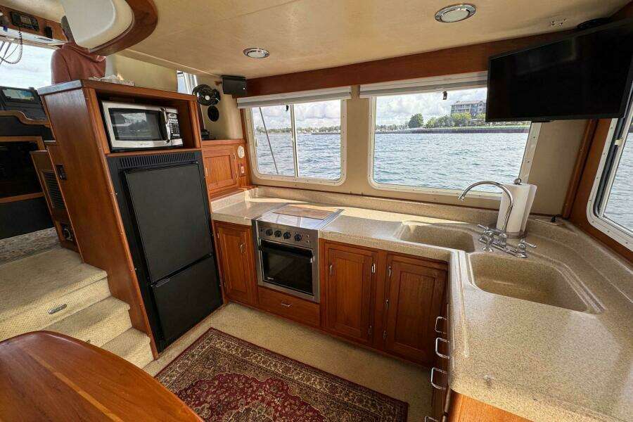 William B 34ft American Tug Yacht For Sale