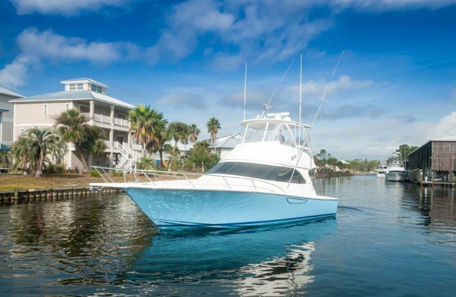 42' 2012 Viking 42 Convertible