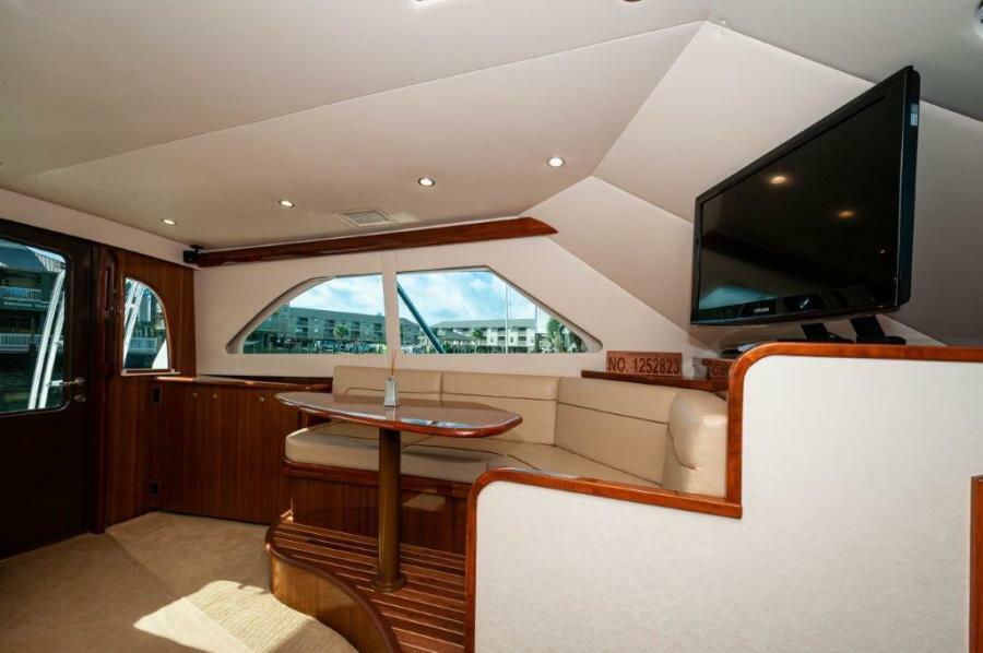 42' 2012 Viking 42 Convertible