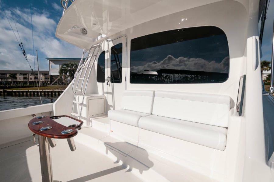 42' 2012 Viking 42 Convertible