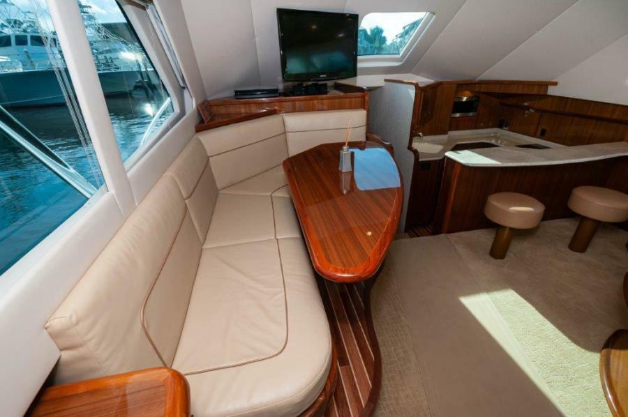 42' 2012 Viking 42 Convertible