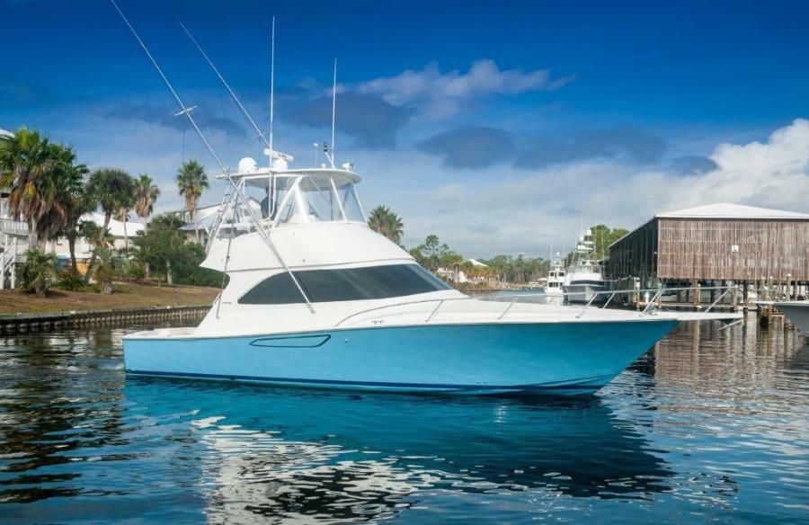 42' 2012 Viking 42 Convertible