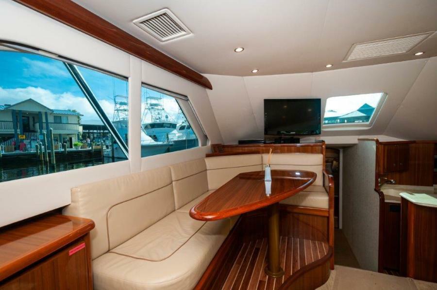 42' 2012 Viking 42 Convertible