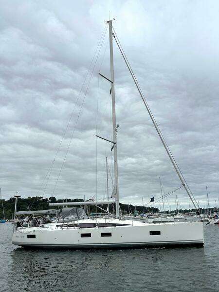 54ft Jeanneau Yacht For Sale