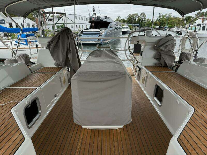 54ft Jeanneau Yacht For Sale