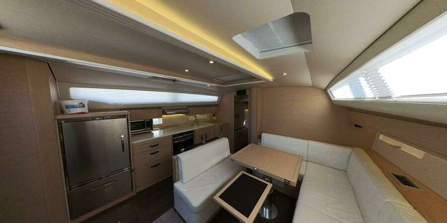 54ft Jeanneau Yacht For Sale