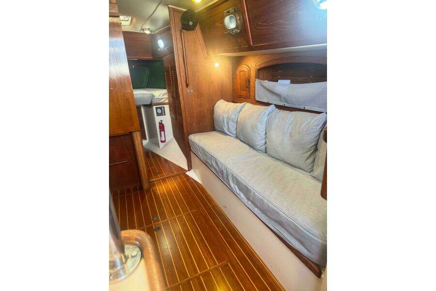 Juniper 34ft Pacific Seacraft Yacht For Sale