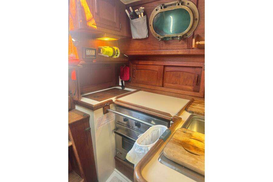 Juniper 34ft Pacific Seacraft Yacht For Sale