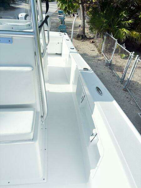 27ft Ocean Master Yacht For Sale
