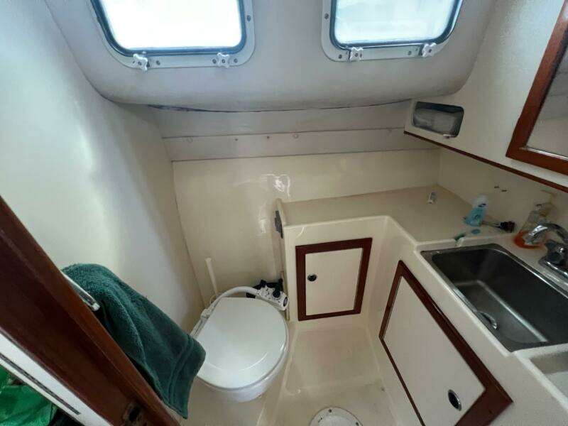 Emerald Cs 28ft Albin Yacht For Sale