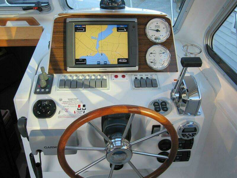 Two 0 Seven 30ft Back Cove Yacht For Sale