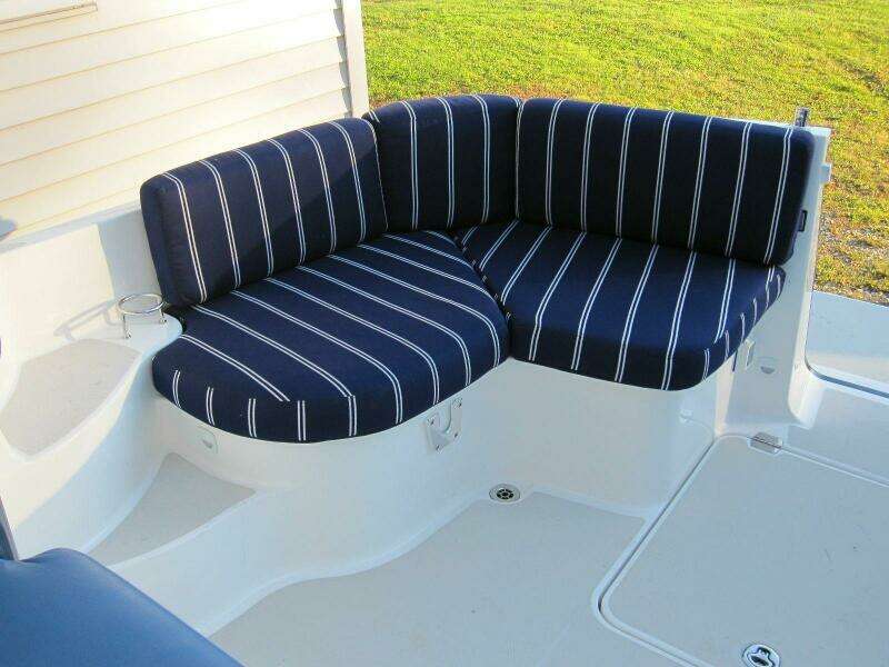 Two 0 Seven 30ft Back Cove Yacht For Sale