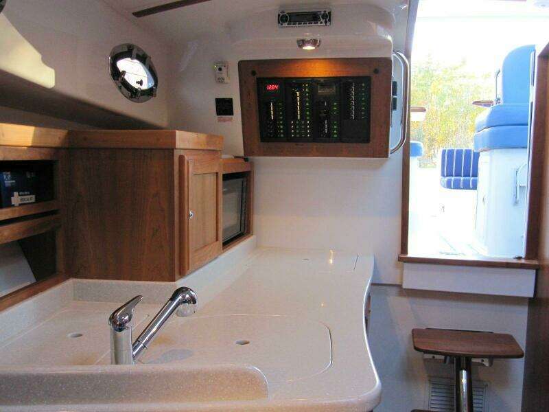 Two 0 Seven 30ft Back Cove Yacht For Sale