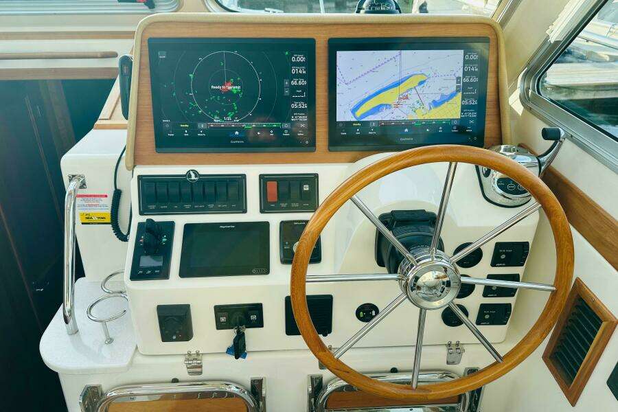 Blue Heron 37ft Back Cove Yacht For Sale