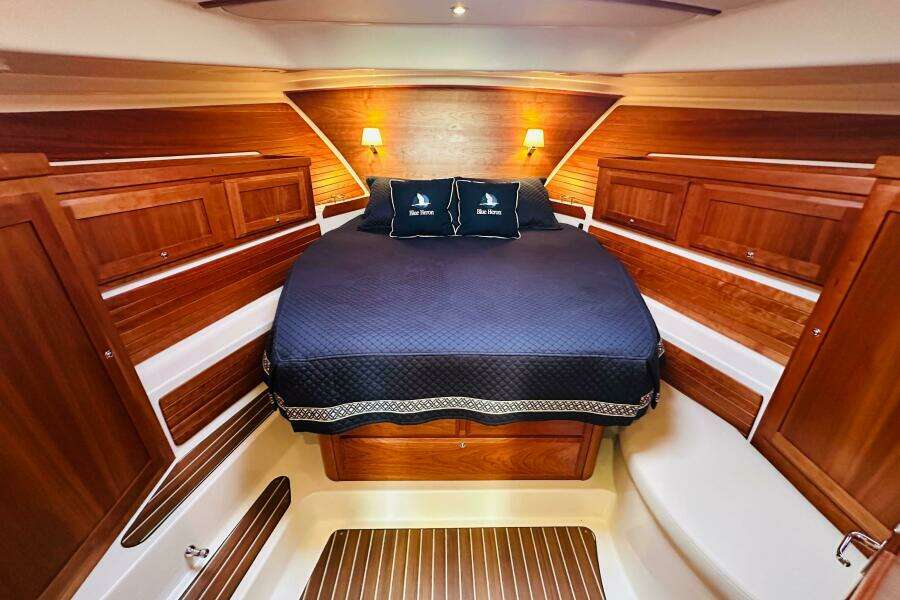 Blue Heron 37ft Back Cove Yacht For Sale