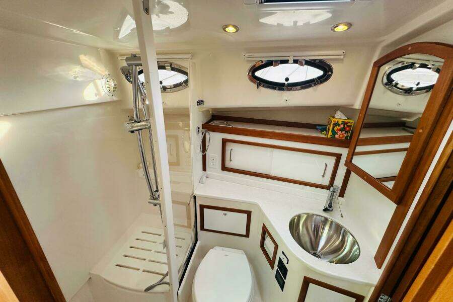 Blue Heron 37ft Back Cove Yacht For Sale