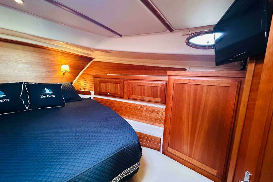 Blue Heron 37ft Back Cove Yacht For Sale