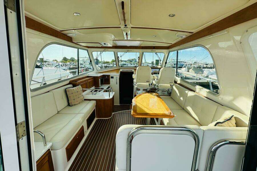 Blue Heron 37ft Back Cove Yacht For Sale