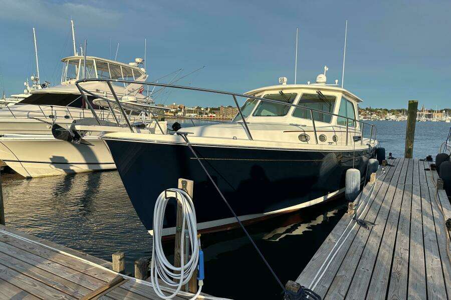 Blue Heron 37ft Back Cove Yacht For Sale